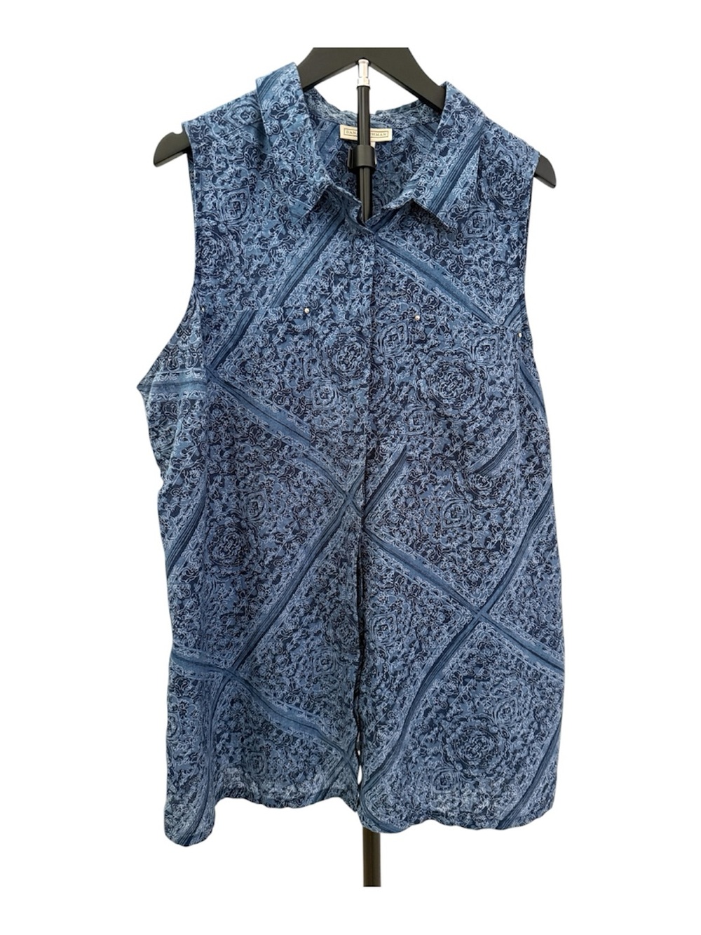 Dana Buchman Blue Paisley Collared Sleeveless Button-Front Top